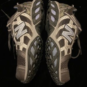 Women’s New Balance 625 All Terrain tennis shoes. Size 6.55 MADE IN USA